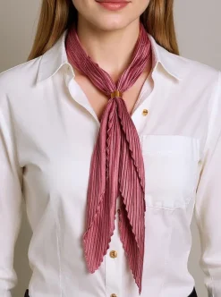 Best Apollonia - damska apaszka plisowana ciemnoróżowa z poliestru 100% Damskie Chusty / Apaszki / Szaliki