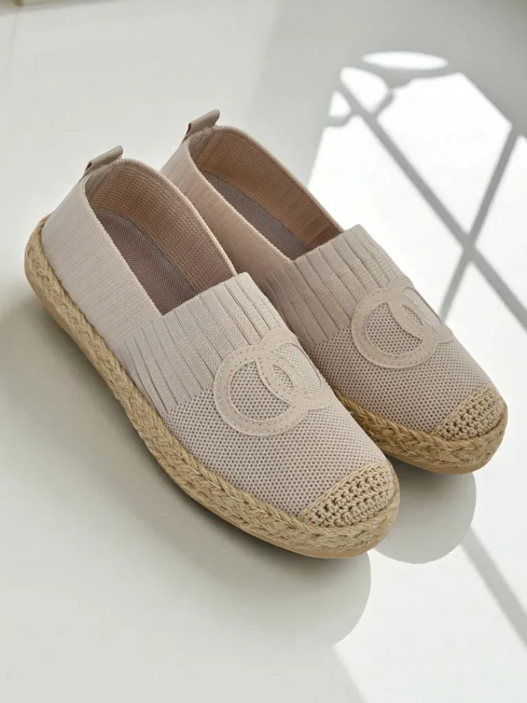 Online Aurelia Espadryle Beżowe – Płaskie wsuwane buty damskie Espadryle Płaskie