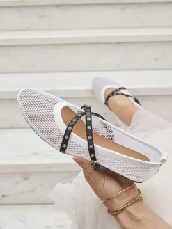 Best Baleriny Calista Bianca – siateczkowe białe buty damskie z czarnymi paskami Baleriny Klasyczne