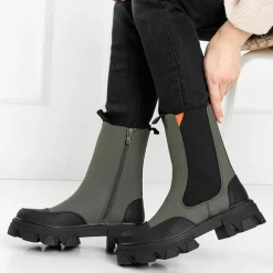 Outlet Ciemnozielone damskie botki na masywnej podeszwie Rosidi - Obuwie Botki Z Delikatnym Ociepleniem|Botki Na Płaskim Obcasie