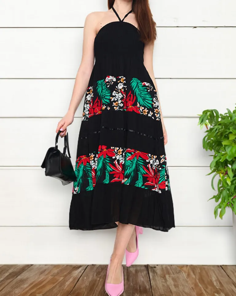 Online Czarna damska sukienka midi w kwiaty PLUS SIZE - Odzież Sukienki Letnie|Sukienki Długie