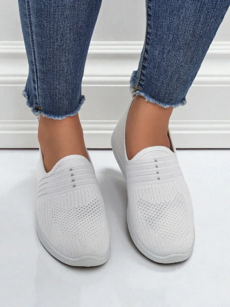 Best Damskie białe slip-ony Tkanina Callisto – lekkie buty na wiosnę i lato Półbuty