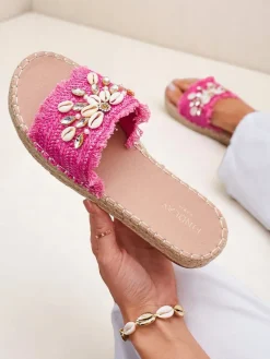 Damskie klapki Callista Fuksja na platformie z muszelkami Klapki Płaskie