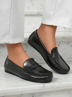 Discount Damskie Mokasyny Cyra Nero z ekoskóry lakierowanej, klasyczny styl włoski Mokasyny Na Płaskiej Podeszwie