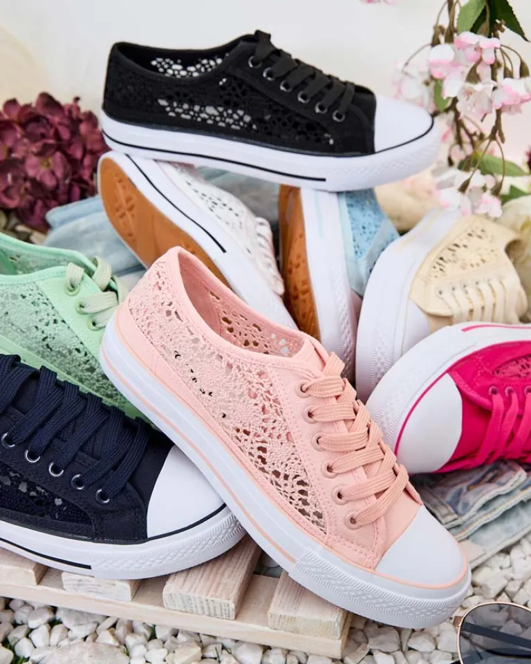 Outlet Damskie trampki Calista Nero z koronką, oddychające – kolekcja Lato/Wiosna Trampki