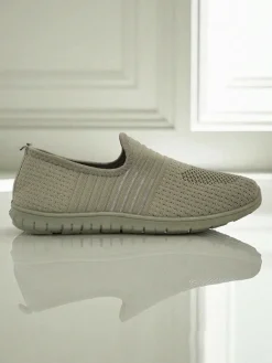 Best Damskie wsuwane mokasyny Hypatia Verde z tkaniny na płaskiej podeszwie Półbuty