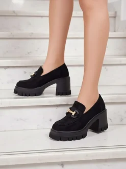 Outlet Eleganckie Sandały Vulcano w Kolorze Czarnego Zamszu Półbuty|Mokasyny Na Obcasie