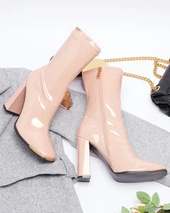 New Jasnoróżowe damskie lakierowane botki na słupku Rekila - Obuwie Botki Bez Ocieplenia|Botki Na Słupku