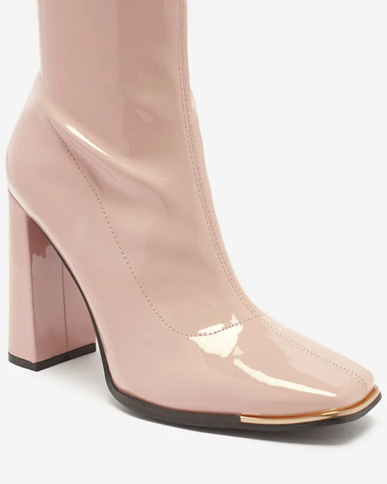 New Jasnoróżowe damskie lakierowane botki na słupku Rekila - Obuwie Botki Bez Ocieplenia|Botki Na Słupku