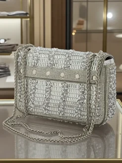 Kopertowa torebka damska z cyrkoniami Zyora Damskie Małe Torebki