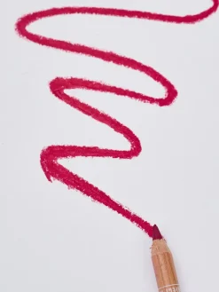 New Kredka do ust w kolorze Coral Red Usta