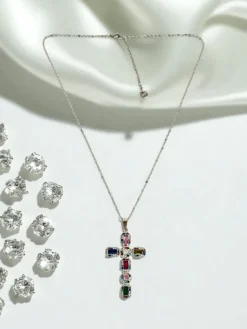 Discount Krzyżykowy naszyjnik Aurelia z kolorowymi kryształami srebrny Damskie Biżuteria