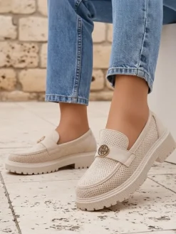 Clearance Loafers damskie Callista beżowe z eko-zamszu na płaskiej podeszwie 4 cm Półbuty|Mokasyny Na Płaskiej Podeszwie