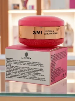 Best Luxelux Balsam do ust i peeling 2w1 Usta