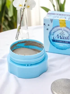 Best Maseczka do twarzy Charcoal - nawilża i oczyszcza skórę Twarz