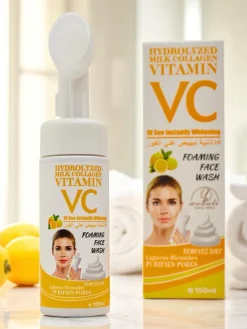 Sale Oczyszczająca przeciwstarzeniowa pianka do twarzy z Witaminą C ze szczoteczką Twarz