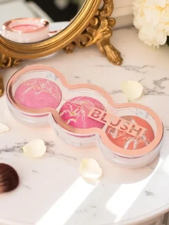 Discount Paletka 3 odcieni rozświetlającego różu do policzków kolor Buff Apricot Twarz