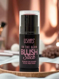 Róż do policzków z gąbeczką kolor Wild Moment Twarz