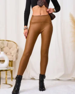 Discount Damskie eko-skórzane legginsy w kolorze camel Eko Skórzane|Legginsy / Tregginsy