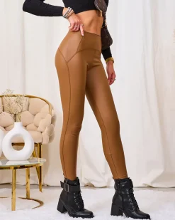 Discount Damskie eko-skórzane legginsy w kolorze camel Eko Skórzane|Legginsy / Tregginsy