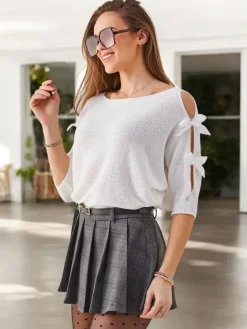 Akrylowy sweter damski z ozdobnymi rękawami z kokardkami Swetry