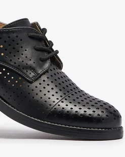 Outlet Ażurowe czarne damskie eko skórzane półbuty Azedvo Półbuty