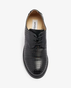 Outlet Ażurowe czarne damskie eko skórzane półbuty Azedvo Półbuty