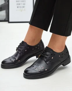 Outlet Ażurowe damskie eko skórzane półbuty w kolorze m Selofso Półbuty