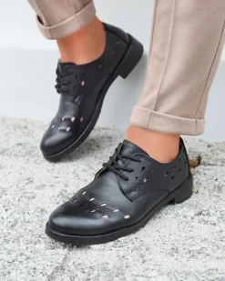 Outlet Ażurowe damskie eko skórzane półbuty w kolorze m Selofso Półbuty