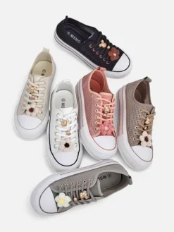 New Ażurowe damskie trampki z ozdobami Osdo Trampki