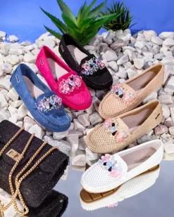 Ażurowe jasnobrązowe mokasyny damskie z ozdobnymi kryształkami Cizzas Półbuty|Mokasyny Na Płaskiej Podeszwie