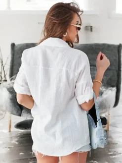 Clearance Bawełniana koszula damska z tłoczeniem i z dekoltem w serek i rękawami 3/4 Bluzki / Koszule / Koszulki