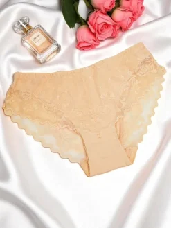 Clearance Bawełniane majtki damskie bawełniane typu figi z koronką Pure Lace Figi|Brazyliany