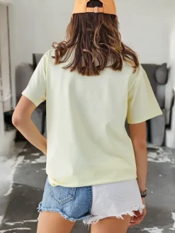 Outlet Bawełniany damski t-shirt Savour The Moment With Refresh Bluzki / Koszule / Koszulki