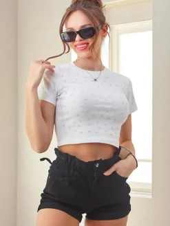 Discount Bawełniany damski crop top z cyrkoniami i literkami Bluzki / Koszule / Koszulki