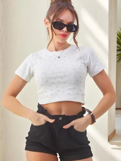 Discount Bawełniany damski crop top z cyrkoniami i literkami Bluzki / Koszule / Koszulki