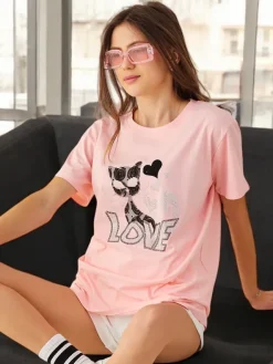 Outlet Bawełniany damski t-shirt Cat Love Bluzki / Koszule / Koszulki