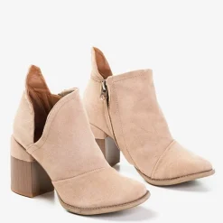 Outlet Beżowe damskie botki na słupku z wycięciami Cintura Botki Bez Ocieplenia|Botki Na Słupku