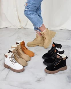 Clearance Beżowe damskie ocieplane botki typu trapery Radoras Trapery|Botki Z Delikatnym Ociepleniem