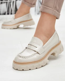 Best Beżowe lakierowane mokasyny damskie Mewira Półbuty|Mokasyny Na Płaskiej Podeszwie