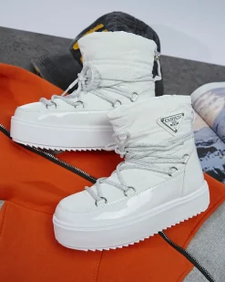 Białe dziecięce wsuwane buty a'la śniegowce Asifa Dziewczęce