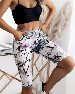 Clearance Biało- niebieskie spodenki damskie 3/4 z printem Spodenki 3/4|Krótkie Spodenki