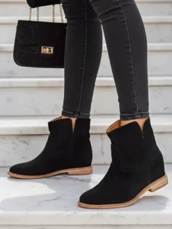 Outlet Botki a'la kowbojki na krytym koturnie Blueston Botki Z Delikatnym Ociepleniem|Kowbojki