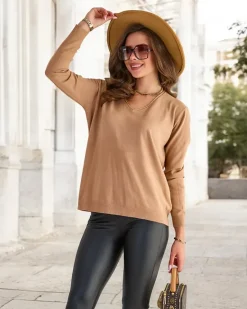 Best Camelowy sweter damski z dekoltem w serek Swetry
