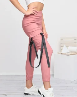 Outlet Ciemnoróżowe damskie spodnie bojówki z paskiem Spodnie Cargo