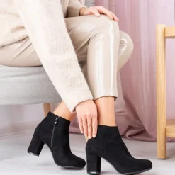 Hot Czarne botki na wyższym słupku Soleah Botki Bez Ocieplenia|Botki Na Słupku