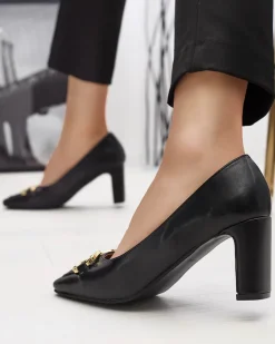 Online Czarne czółenka damskie na słupku Cancoro Klasyczne