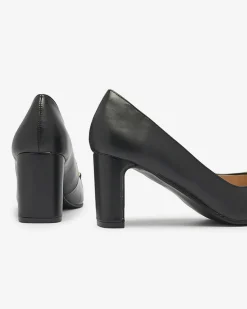 Online Czarne czółenka damskie na słupku Cancoro Klasyczne