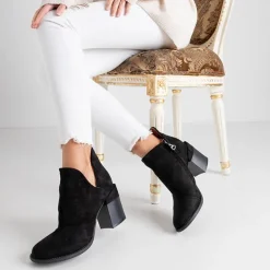 Sale Czarne damskie botki na słupku z wycięciami Namibia Botki Bez Ocieplenia|Botki Na Słupku