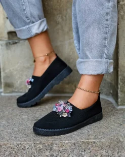 Online Czarne damskie materiałowe półbuty z kryształkami Fezens Półbuty